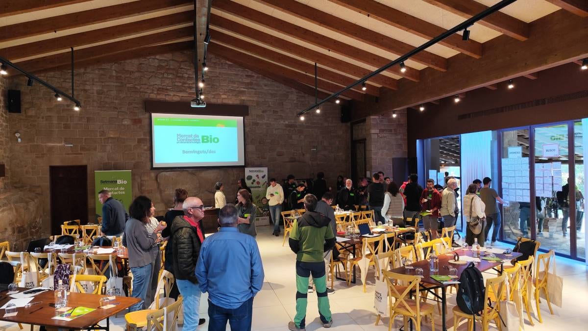 Fotografía que ilustra la noticia: El 88% dels catalans coneix els aliments ecològics i gairebé la meitat en compra, segons el 7è Baròmetre