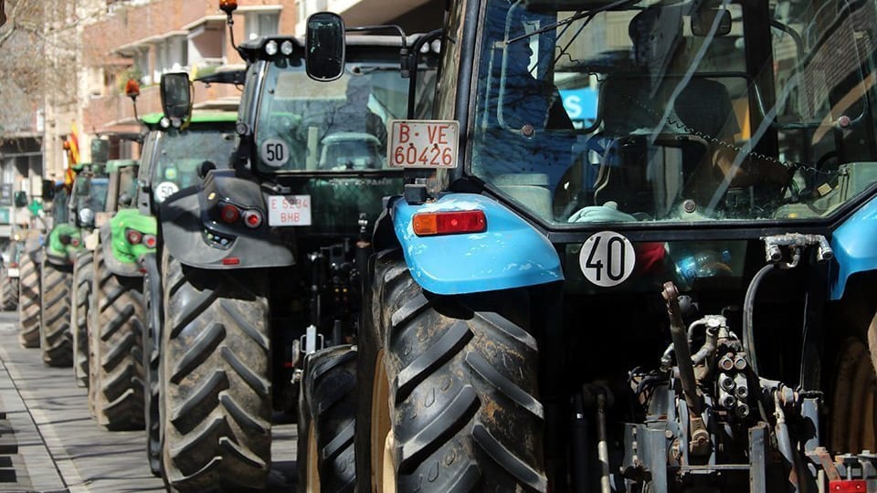 Fotografía que ilustra la noticia: JARC convoca una tractorada a Lleida el 9 d'octubre per l'encariment del gasoil i la sequera